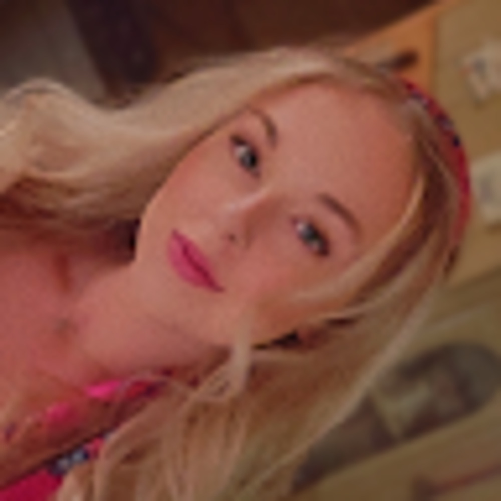 Meet your Posher, Chloe belle